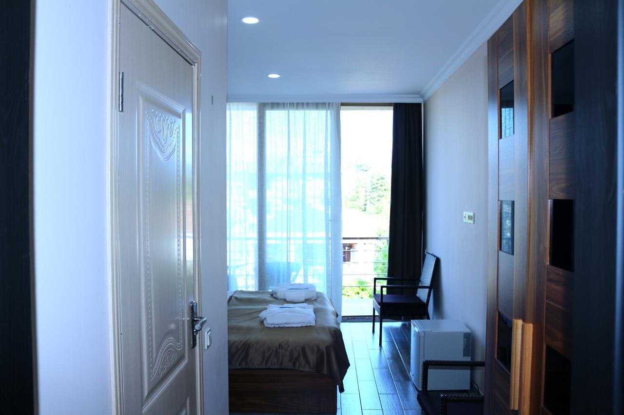 Hotel Lazi Kobuleti Ngoại thất bức ảnh