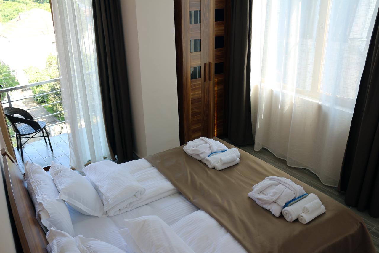Hotel Lazi Kobuleti Ngoại thất bức ảnh
