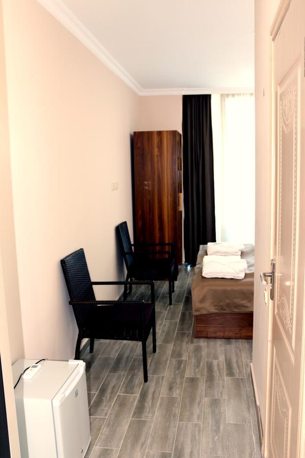 Hotel Lazi Kobuleti Ngoại thất bức ảnh