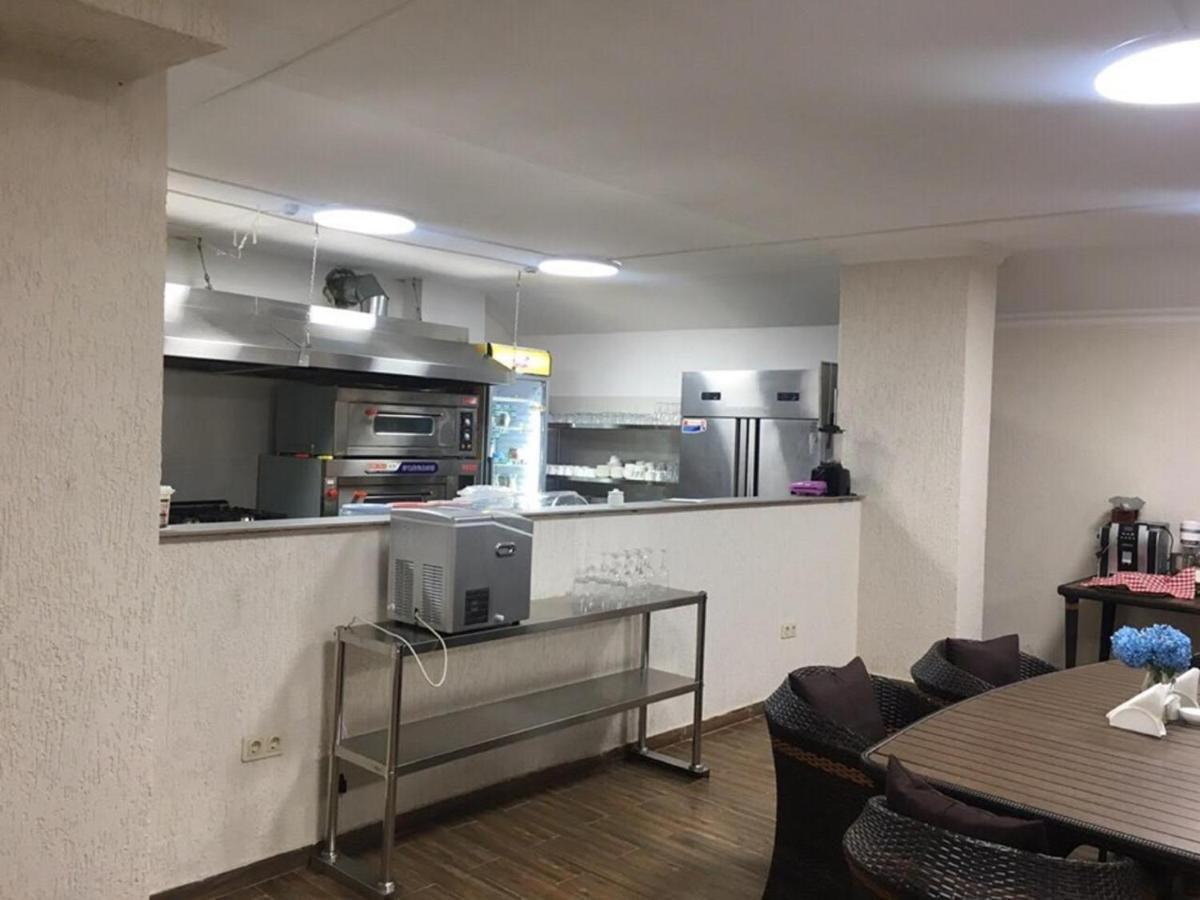 Hotel Lazi Kobuleti Ngoại thất bức ảnh