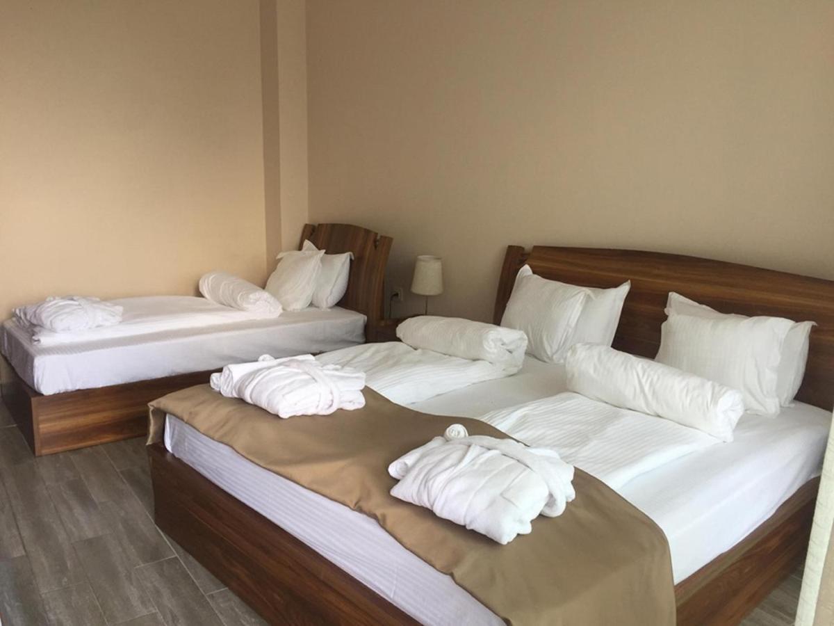 Hotel Lazi Kobuleti Ngoại thất bức ảnh
